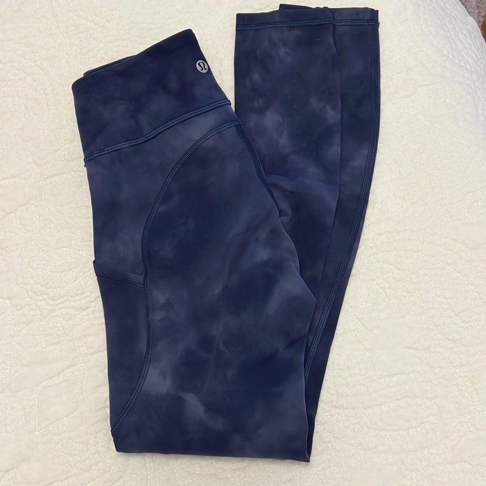 Lululemon Navy Tie Dye Size 2